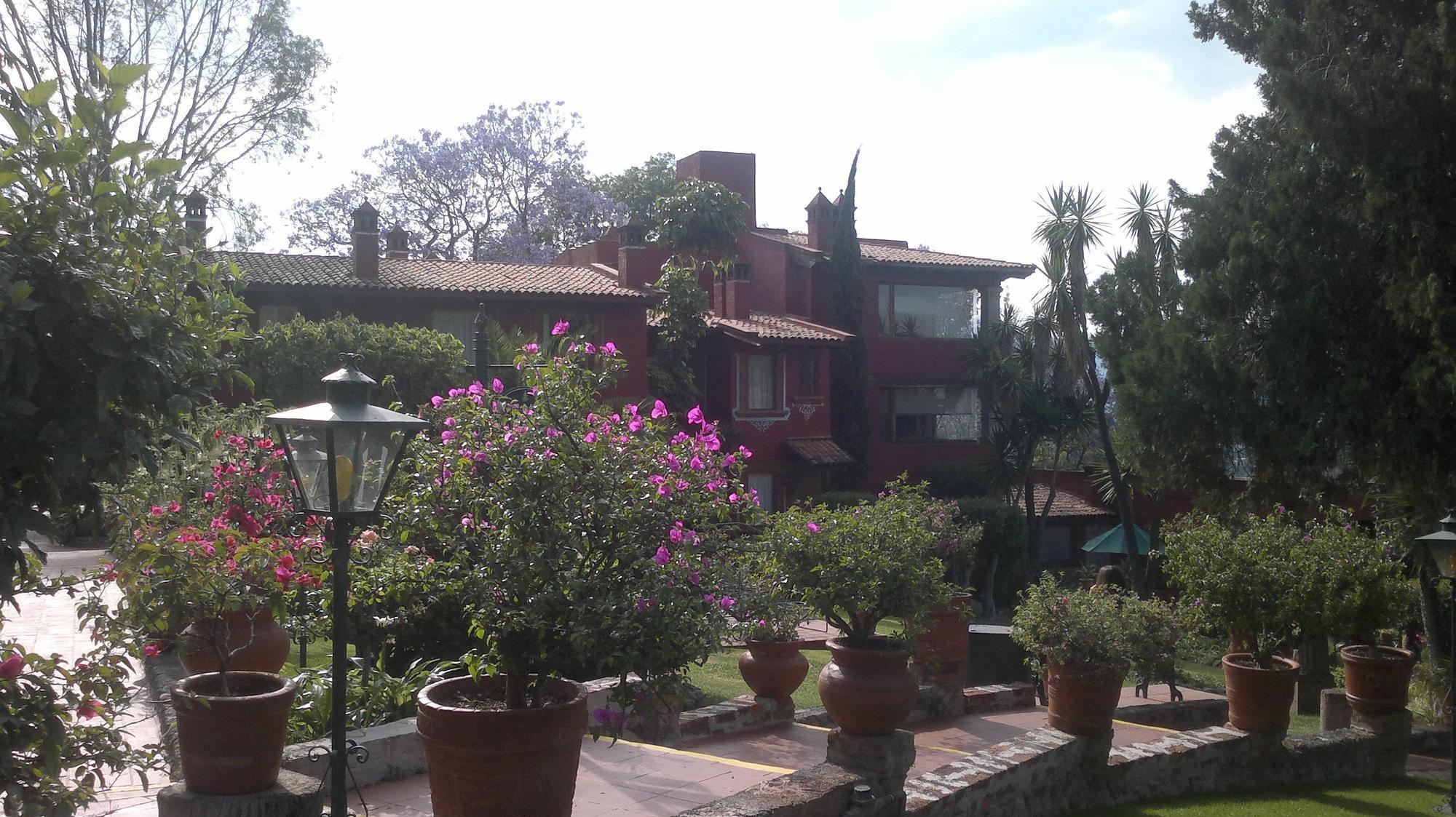 Villa San Jose Hotel & Suites Морелия Екстериор снимка