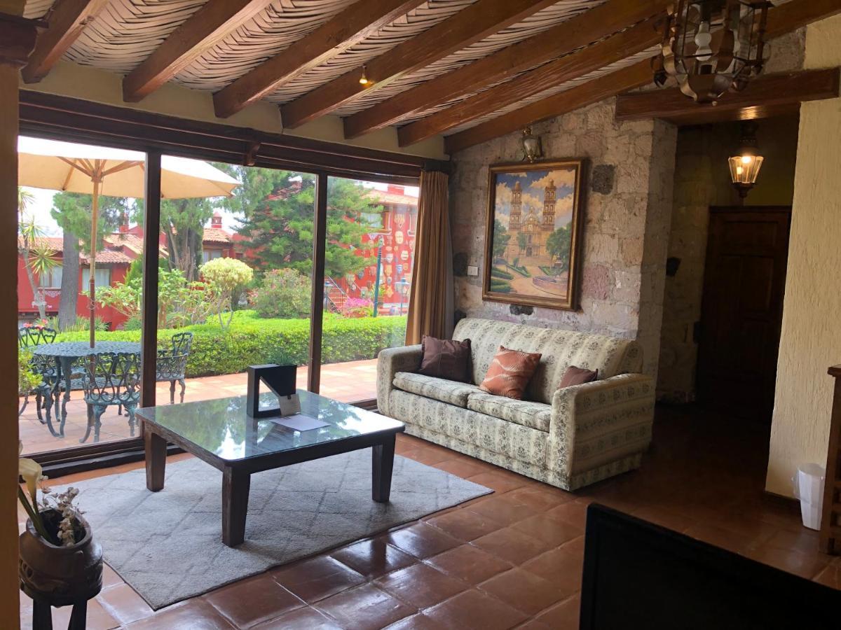 Villa San Jose Hotel & Suites Морелия Екстериор снимка